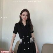 【高端资源】有品味极品小仙女，大眼萌妹，水晶般乳房，骚穴大开口，超清晰！