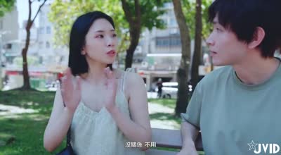 Cute girl netizen super contrast riverside car sex madou