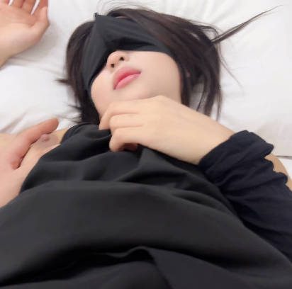 Sweet and beautiful girl’s first training madou