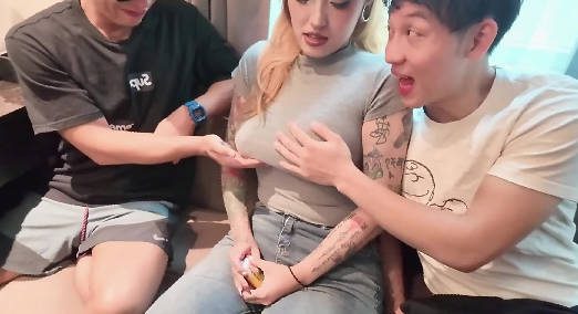 Daxiang Media DY-07: Two Roles in a Parallel Universe – Squid madou