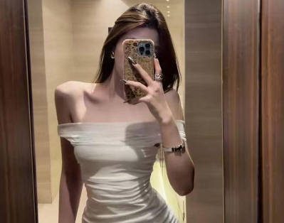 I made my cousin wear the horse oil stockings I bought online to fuck me. madou