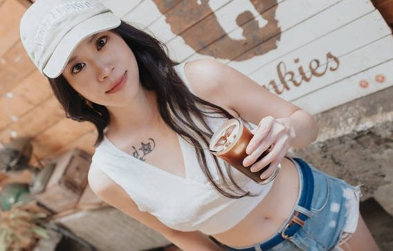 The beautiful 33-year-old owner of a popular cafe, with D-cup breasts, is penetrated until ejaculation. (Answer from an9tv-075) madou