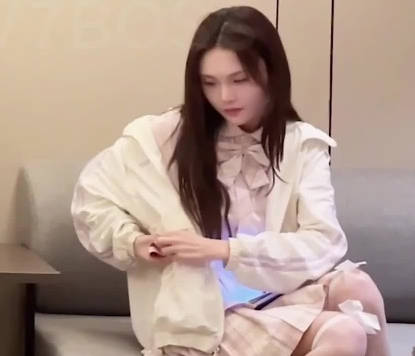 The girl I met today was slim and had a very gentle moaning voice. -7BOSS madou