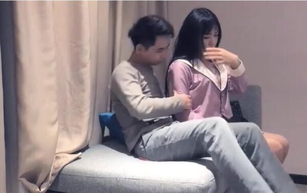 Wenxuan Tanhua 11-27 A girl who just graduated from university slept with me twice madou