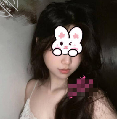 A soft-spoken girl, about 19 years old, with a body like water. madou