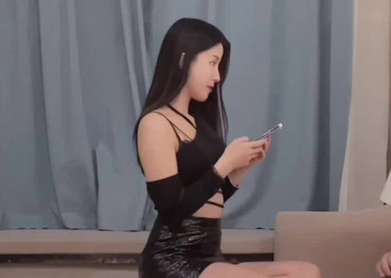 I booked a ride with a beautiful business school girl who’s really good at gripping – 7BOSS madou