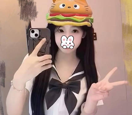 The 1.68-meter-tall high school girl, whom I deflowered a year ago, came to the hotel wearing her school uniform. madou