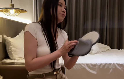 Today I spent 3000 to book a date with a long-haired mature woman – Slime. madou