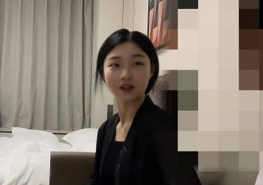 I met up with a beautiful girl from Shanghai today – Cheng Kun. madou