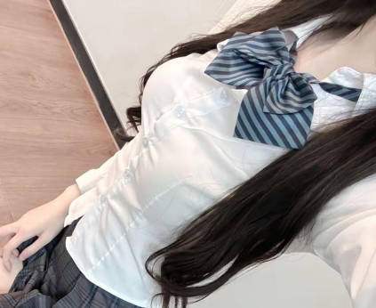 The company went bankrupt, and he became extremely unstable, so he threatened his daughter by saying he was going to jump off a building. madou