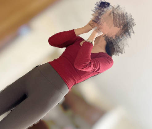 The stark contrast between the aloof goddess and her being reduced to a plaything under his crotch is striking. He successfully took photos of her while she was drinking. madou