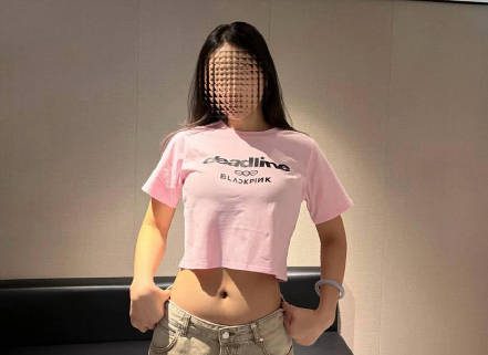 My cousin had been menstruating for so long that I hadn’t been able to have sex with her anus, and it took a lot of effort to finally get it in. madou