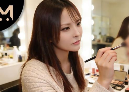 Nao, a 27-year-old renowned makeup artist from Tokyo Girls’ Guide madou