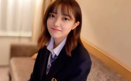 Tokyo Girl’s Guide: Suzuran, 21, Freelancer madou