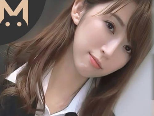 Tokyo Girls’ Illustrated Guide: Super Popular Model Maple Moon, 26 Years Old, Second Edition is Here! madou