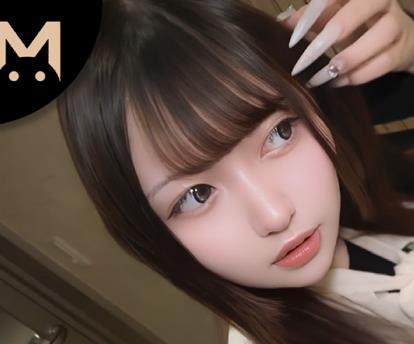 Tokyo Girl’s Guide: Lina, 20-year-old drugstore clerk madou