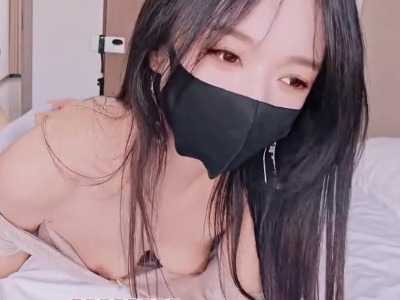 Banana Show xjx758: Unsatisfied boss seduces subordinate to satisfy her sexual desires. madou