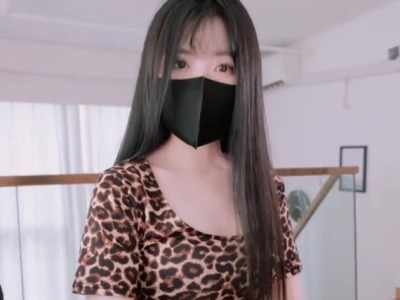 Banana Show xjx753: A lewd therapist uses her body to release her clients’ stress. madou