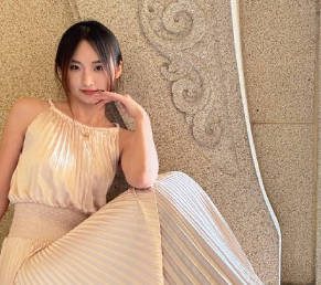 A video of a young female executive engaging in online gaming and sexual favors before her rise to power has surfaced online. madou