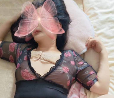 My mother, ashamed and embarrassed, ejaculated during my sexual intercourse with me while I was having sex with her during the day. madou